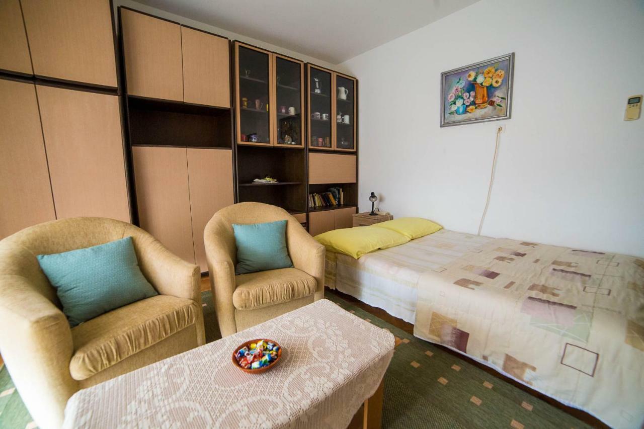 Apartments Marija Porec Esterno foto